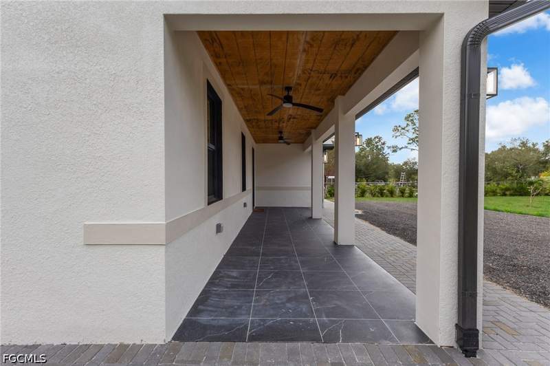 3 bedroom SingleFamilyResidence at 842 Appaloosa Ave, Montura Ranch Estates, Clewiston — photo 3