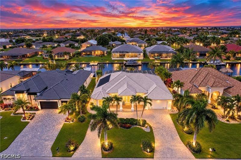 3 bedroom SingleFamilyResidence at 3326 SW 26th Pl, Cape Coral, Cape Coral — photo 2