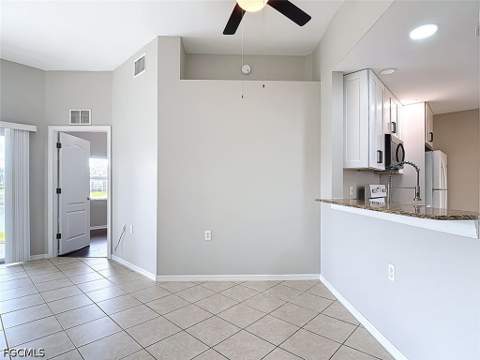 12151 Summergate Cir R101, Fort Myers FL - photo 12 of 48