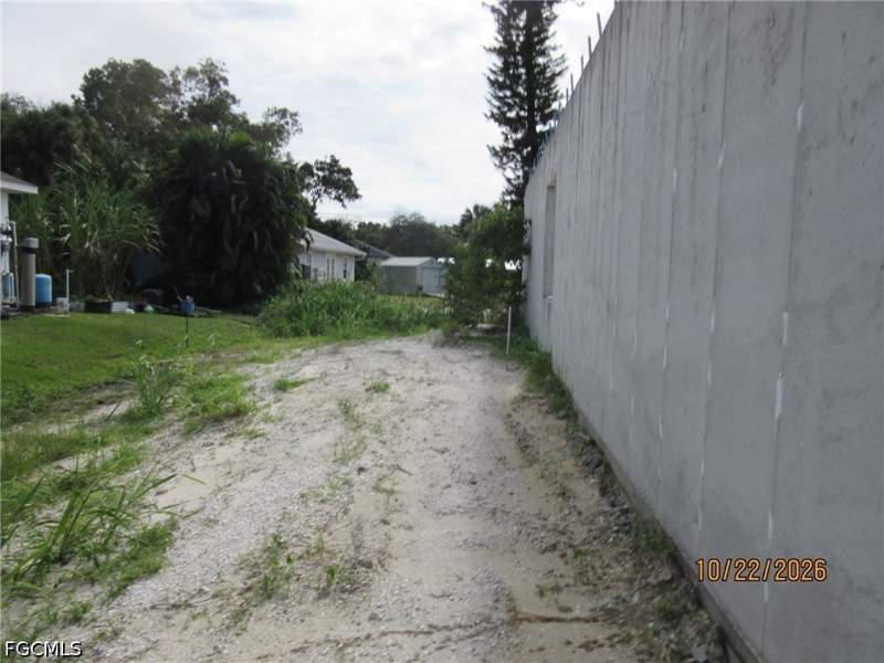 3 bedroom SingleFamilyResidence at 303 W 6th St, Lehigh Acres, Lehigh Acres — photo 3