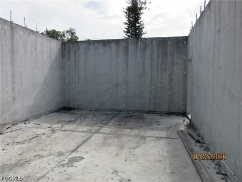 303 W 6th St, Lehigh Acres FL - photo 6 of 12