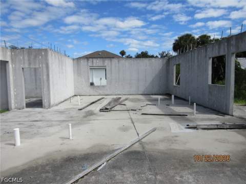 303 W 6th St, Lehigh Acres FL - photo 9 of 12