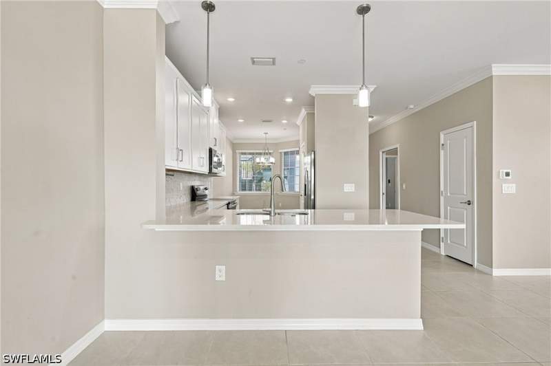 2 bedroom Condominium at 11811 Venetian Lagoon Dr 101, Esplanade Lake Club, Fort Myers — photo 5