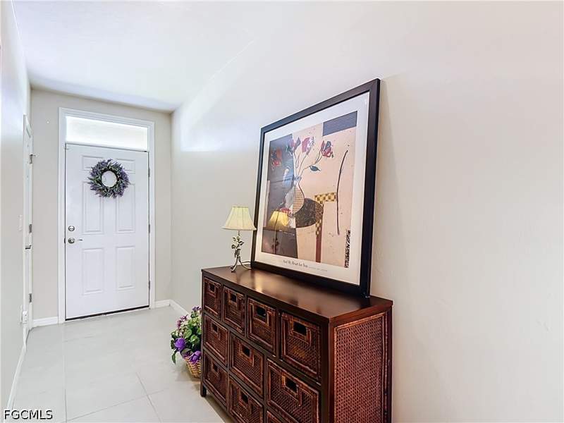 3 bedroom SingleFamilyResidence at 1246 NW 19th Ter, Cape Coral, Cape Coral — photo 4