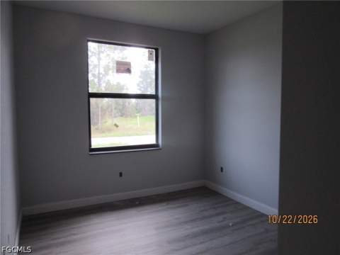 637 Avon Ave S, Lehigh Acres FL - photo 6 of 10
