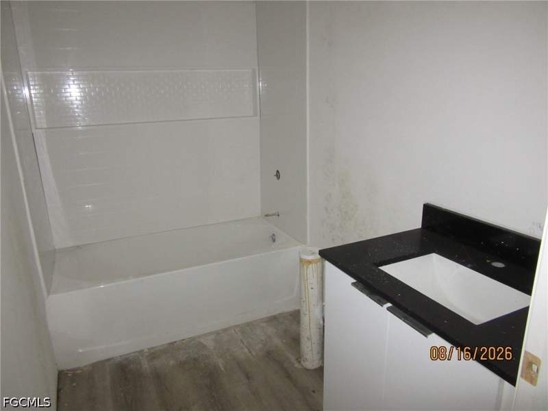 3 bedroom SingleFamilyResidence at 701 E 17th St, Lehigh Acres, Lehigh Acres — photo 5