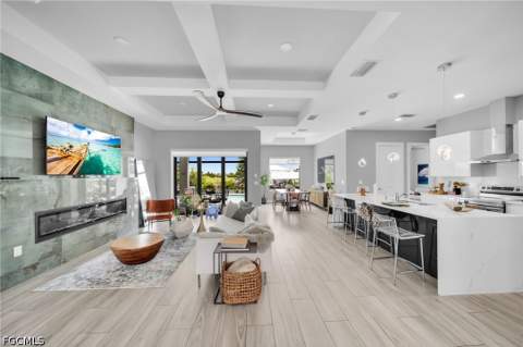 115 NW 33rd Ave, Cape Coral FL - photo 10 of 47