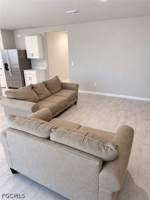 429 NE Juanita Pl, Cape Coral FL - photo 13 of 43
