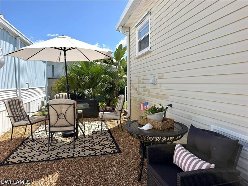 2 bedroom ManufacturedHome at 4711 Mayflower Way W, Riverwoods Plantation, Estero — photo 3