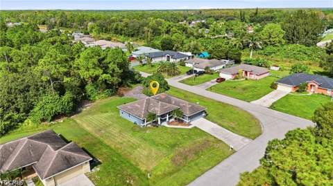 2017 Olsen Ln, Lehigh Acres FL - photo 9 of 42