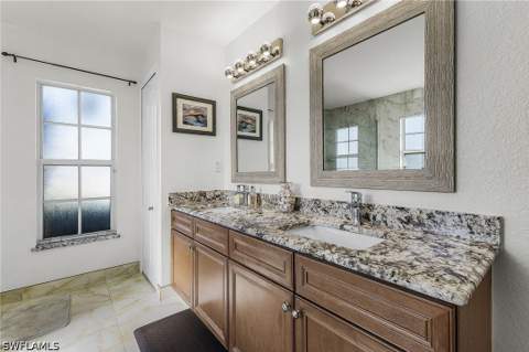 3327 SW 26th Ave, Cape Coral FL - photo 8 of 32