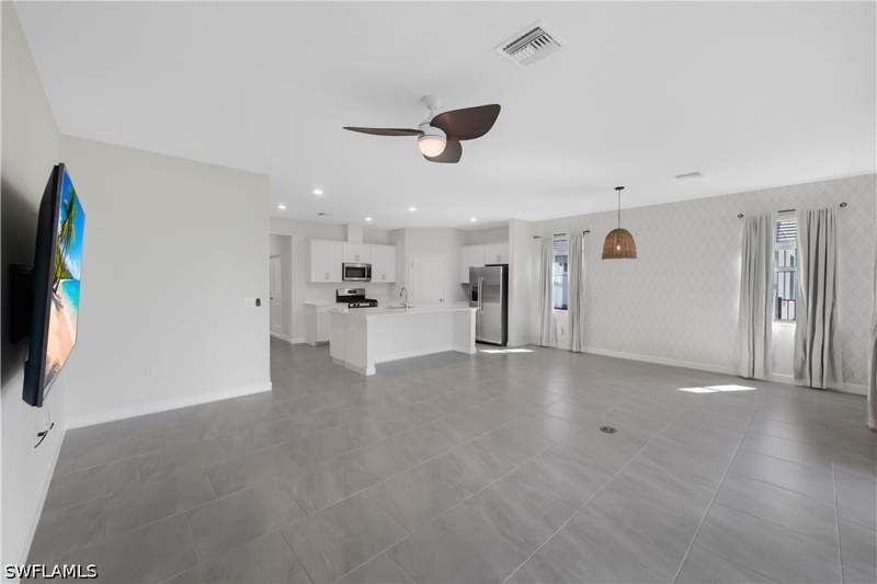 3 bedroom SingleFamilyResidence at 18315 Ridgeline Dr, Verdana Village, Estero — photo 5