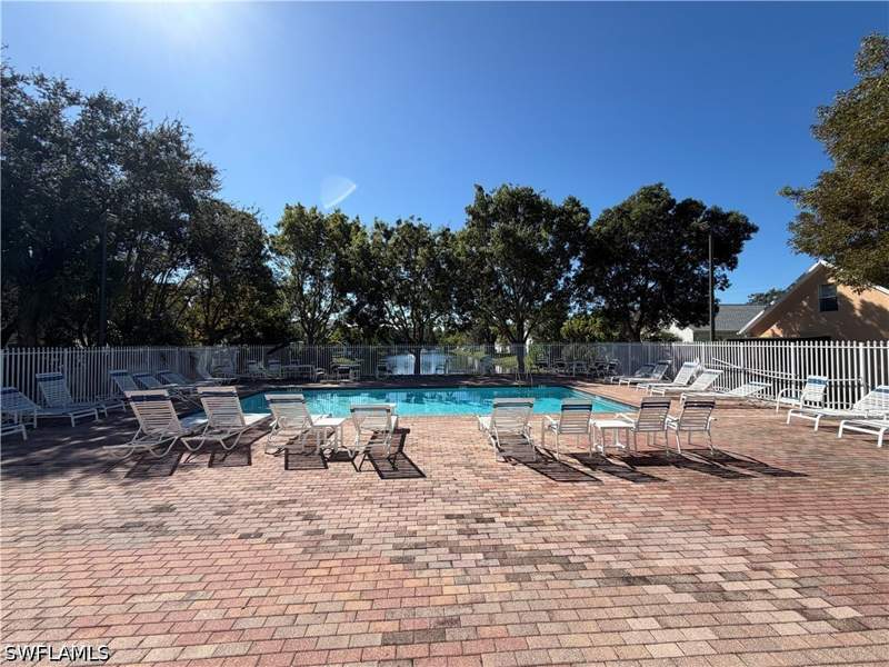 3 bedroom SingleFamilyResidence at 417 Leawood Cir, Leawood Lakes, Naples — photo 5