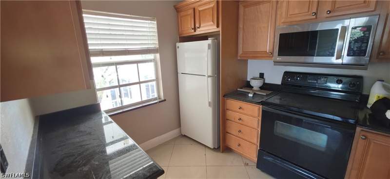 2 bedroom Condominium at 1704 Kings Lake Blvd 206, Greenfield Village, Naples — photo 5