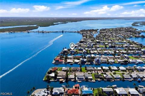 2656 Geary St, Matlacha FL - photo 7 of 46