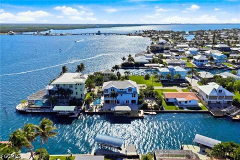2656 Geary St, Matlacha FL - photo 8 of 46