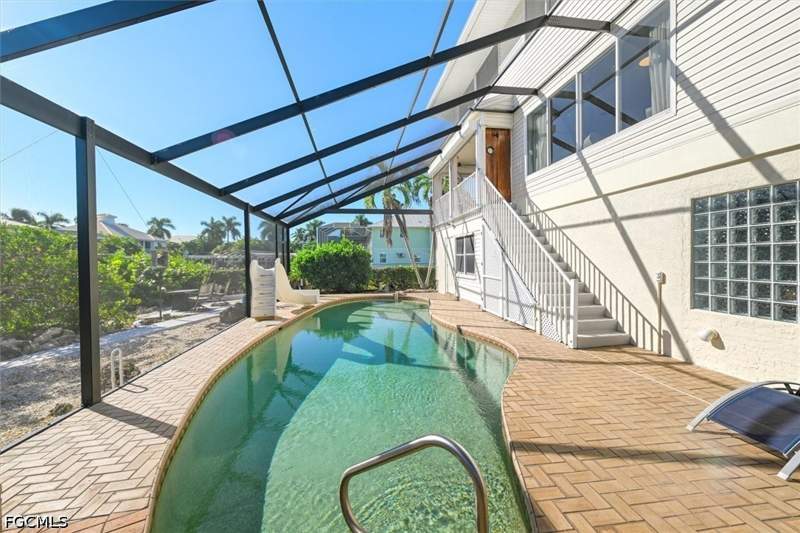4 bedroom SingleFamilyResidence at 17911 Grey Heron Ct, Palm Isles, Fort Myers Beach — photo 3