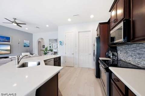 9074 Limestone Ln, Naples FL - photo 7 of 44