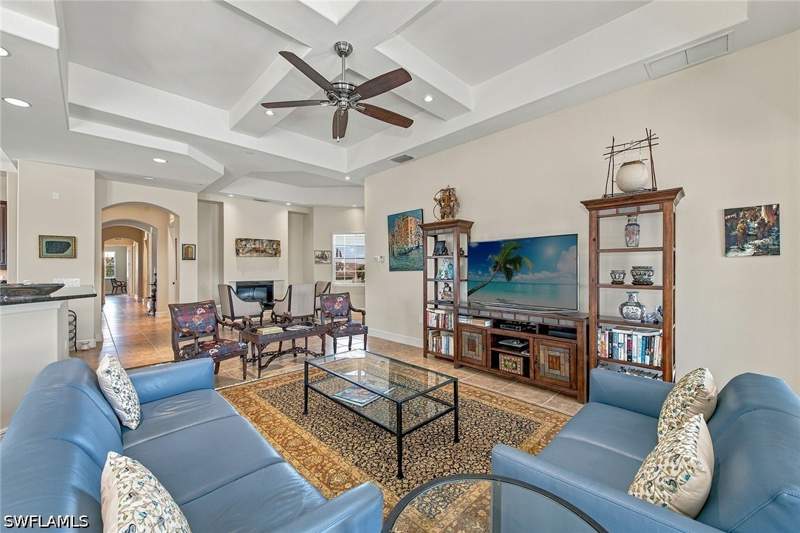3 bedroom Condominium at 570 Avellino Isles Cir 17302, Avellino Isles, Naples — photo 5