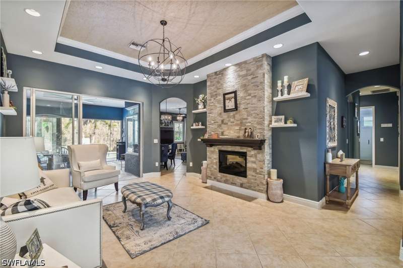 5 bedroom SingleFamilyResidence at 21513 Belvedere Ln, Bella Terra, Estero — photo 5