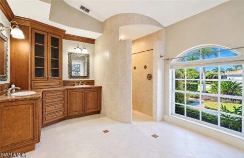 146 Muirfield Cir, Naples FL - photo 11 of 18