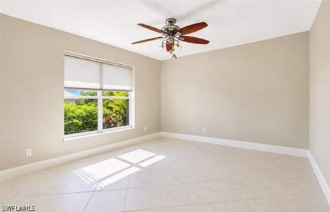 146 Muirfield Cir, Naples FL - photo 12 of 18