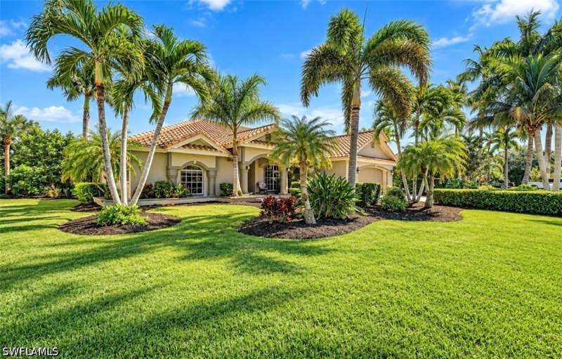 3 bedroom SingleFamilyResidence at 146 Muirfield Cir, Murfield, Naples — photo 2