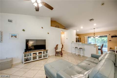 3921 SW 27th Ave, Cape Coral FL - photo 6 of 59