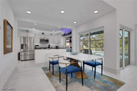 1148 Jardin Dr, Naples FL - photo 10 of 37
