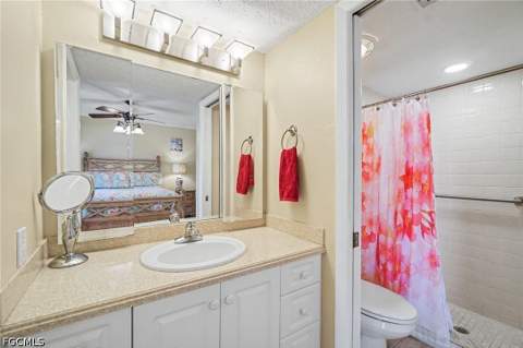 4622 SW Santa Barbara Pl 111, Cape Coral FL - photo 10 of 19