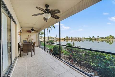 4622 SW Santa Barbara Pl 111, Cape Coral FL - photo 12 of 19