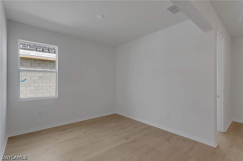 3 bedroom SingleFamilyResidence at 16950 Squirrel Branch Ln, Country Club, Alva — photo 4