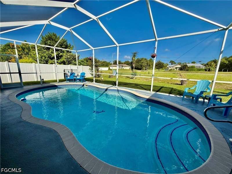 3 bedroom SingleFamilyResidence at 727 Milwaukee Blvd, Lehigh Acres, Lehigh Acres — photo 4