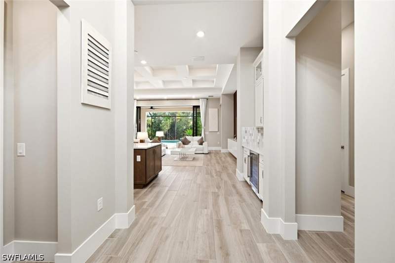 4 bedroom SingleFamilyResidence at 16133 Verilyn Cir, Ardena, Naples — photo 3