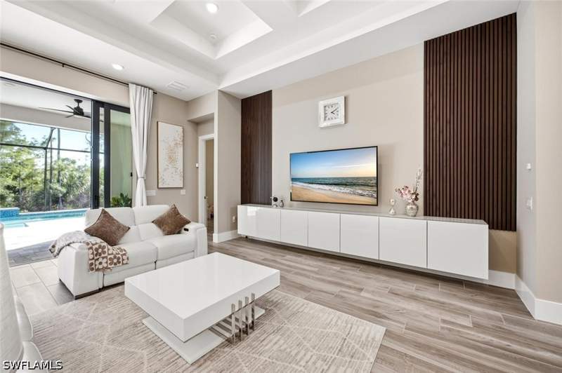 4 bedroom SingleFamilyResidence at 16133 Verilyn Cir, Ardena, Naples — photo 5