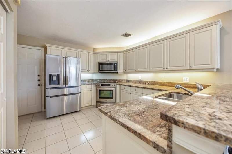 3 bedroom Condominium at 764 Eagle Creek Dr 201, Eagle Creek, Naples — photo 2