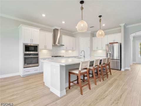 15038 Blue Bay Cir, Estero FL - photo 12 of 45