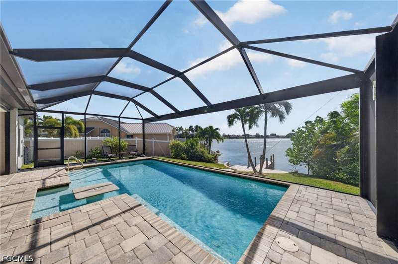 4 bedroom SingleFamilyResidence at 1304 SW 25th Ter, Cape Coral, Cape Coral — photo 2