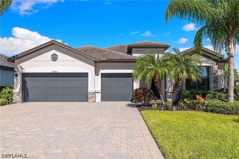 3 bedroom SingleFamilyResidence at 17680 Brooksin Ct, The Place At Corkscrew, Estero — photo 2