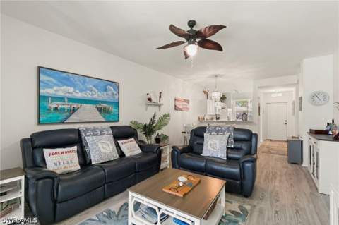 1366 Mainsail Dr 1515, Naples FL - photo 10 of 31