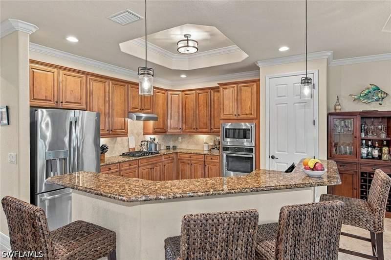 2 bedroom SingleFamilyResidence at 2870 Aviamar Cir, Millbrook, Naples — photo 3