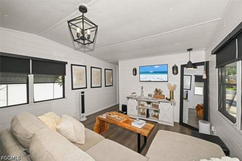 12211 Palm Dr, Fort Myers FL - photo 10 of 27