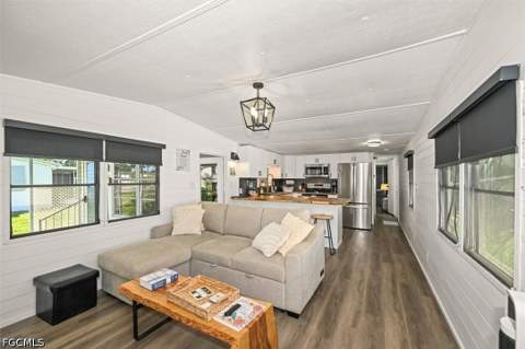 12211 Palm Dr, Fort Myers FL - photo 12 of 27