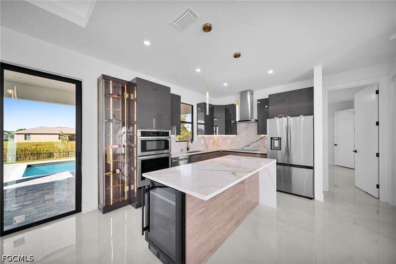 3 bedroom SingleFamilyResidence at 1501 NW 2nd St, Cape Coral, Cape Coral — photo 2