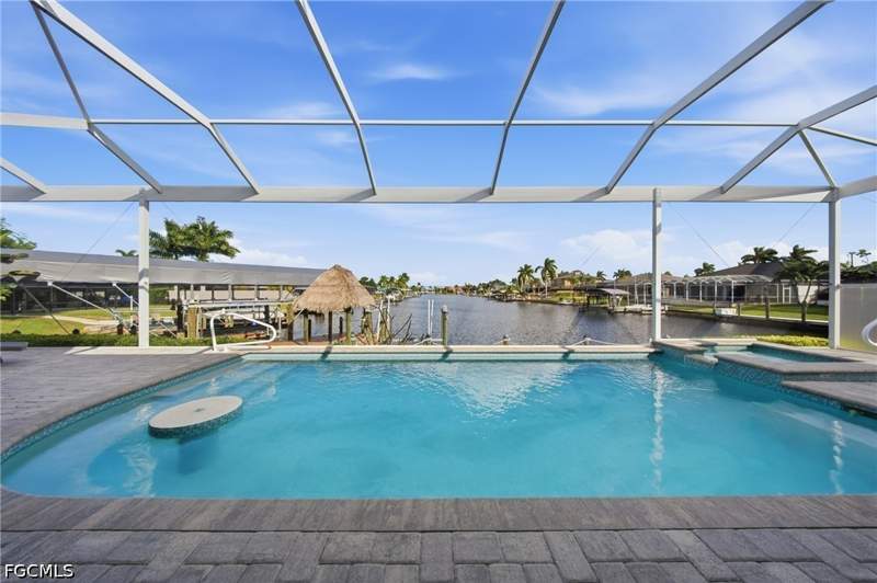 4 bedroom SingleFamilyResidence at 3409 SE 19th Pl, Cape Coral, Cape Coral — photo 3