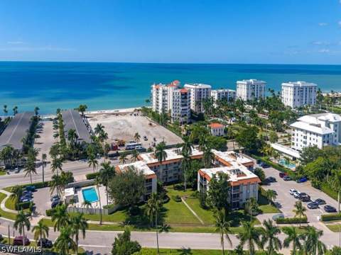1100 Gulf Shore Blvd N 305, Naples FL - photo 11 of 14