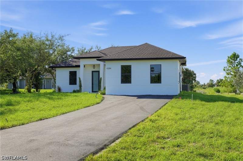 4 bedroom SingleFamilyResidence at 4284 72nd Ave NE, Golden Gate Estates, Naples — photo 2