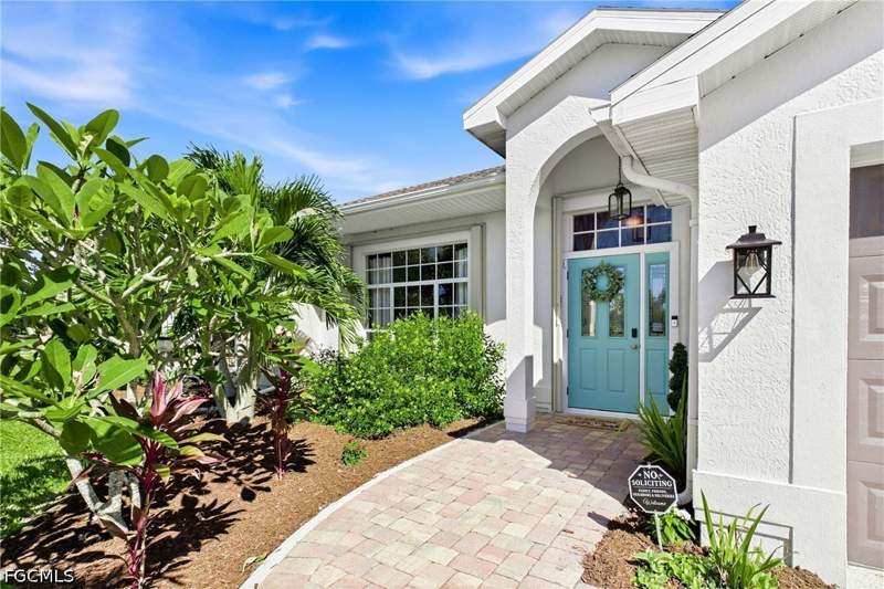 3 bedroom SingleFamilyResidence at 1305 SW 11th Pl, Cape Coral, Cape Coral — photo 5