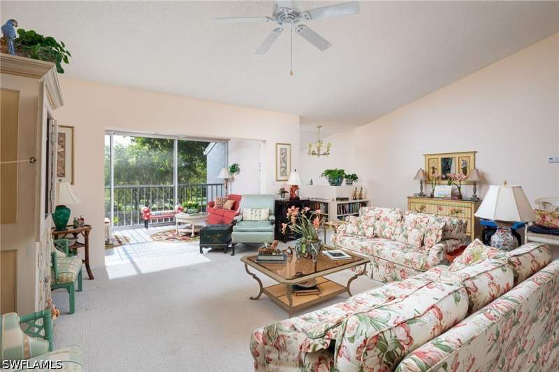 2 bedroom Condominium at 5807 Glencove Dr 806, Glencove, Naples — photo 2