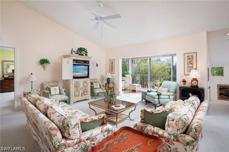2 bedroom Condominium at 5807 Glencove Dr 806, Glencove, Naples — photo 3